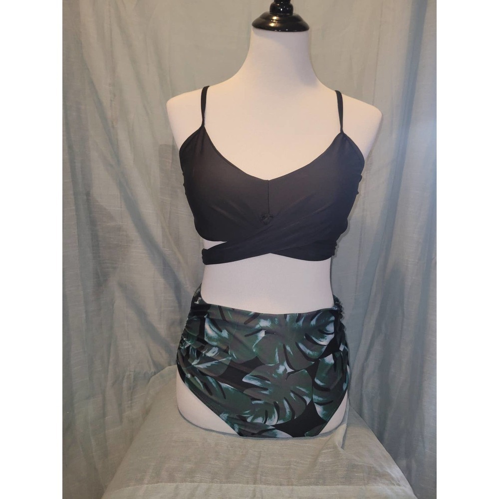 NWOT Bikini large, black palm leafs